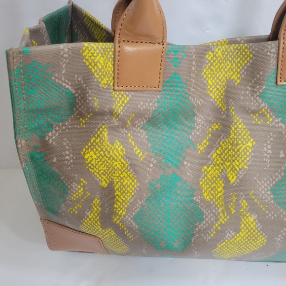 Tory Burch Multicolor Snake Printed Coated Canvas and Leather Handles Ella Tote - Picture 5 of 13